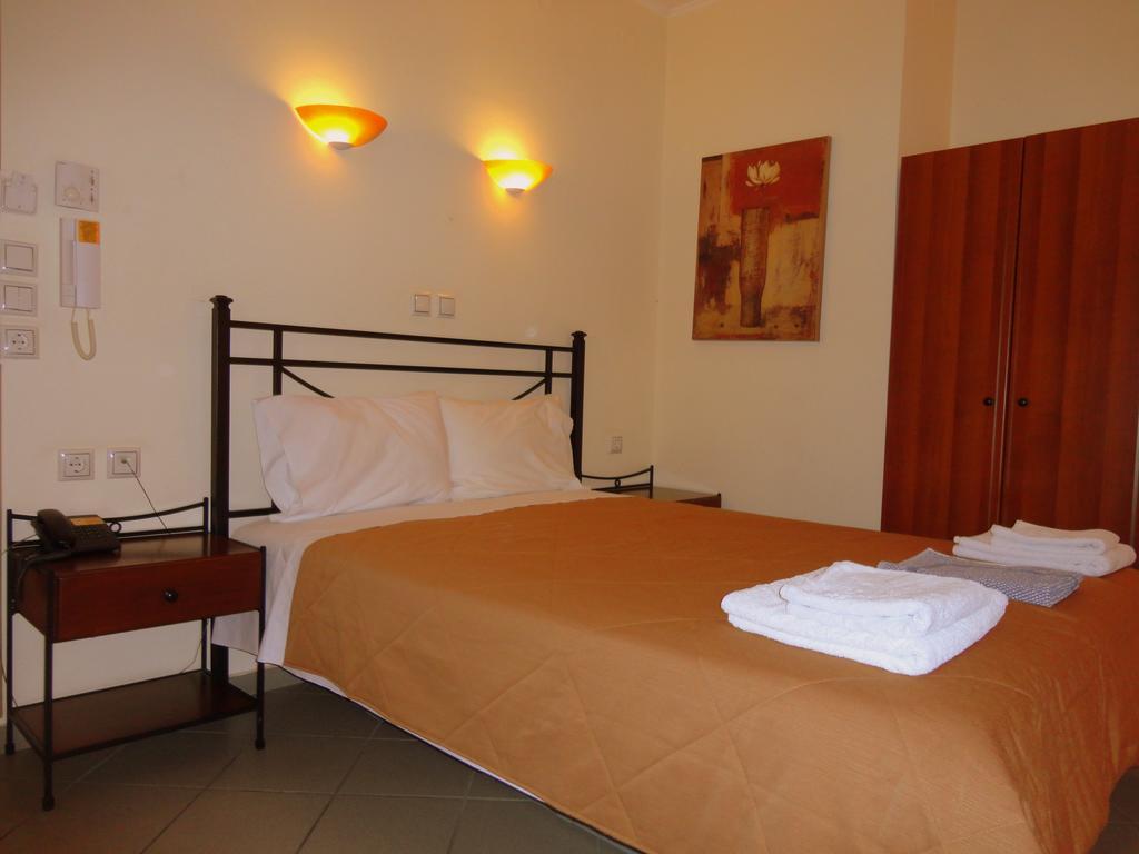 Diana Hotel Makrakomi Ngoại thất bức ảnh