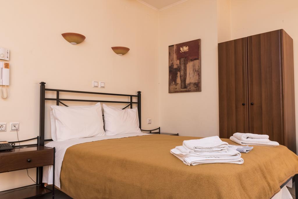 Diana Hotel Makrakomi Ngoại thất bức ảnh